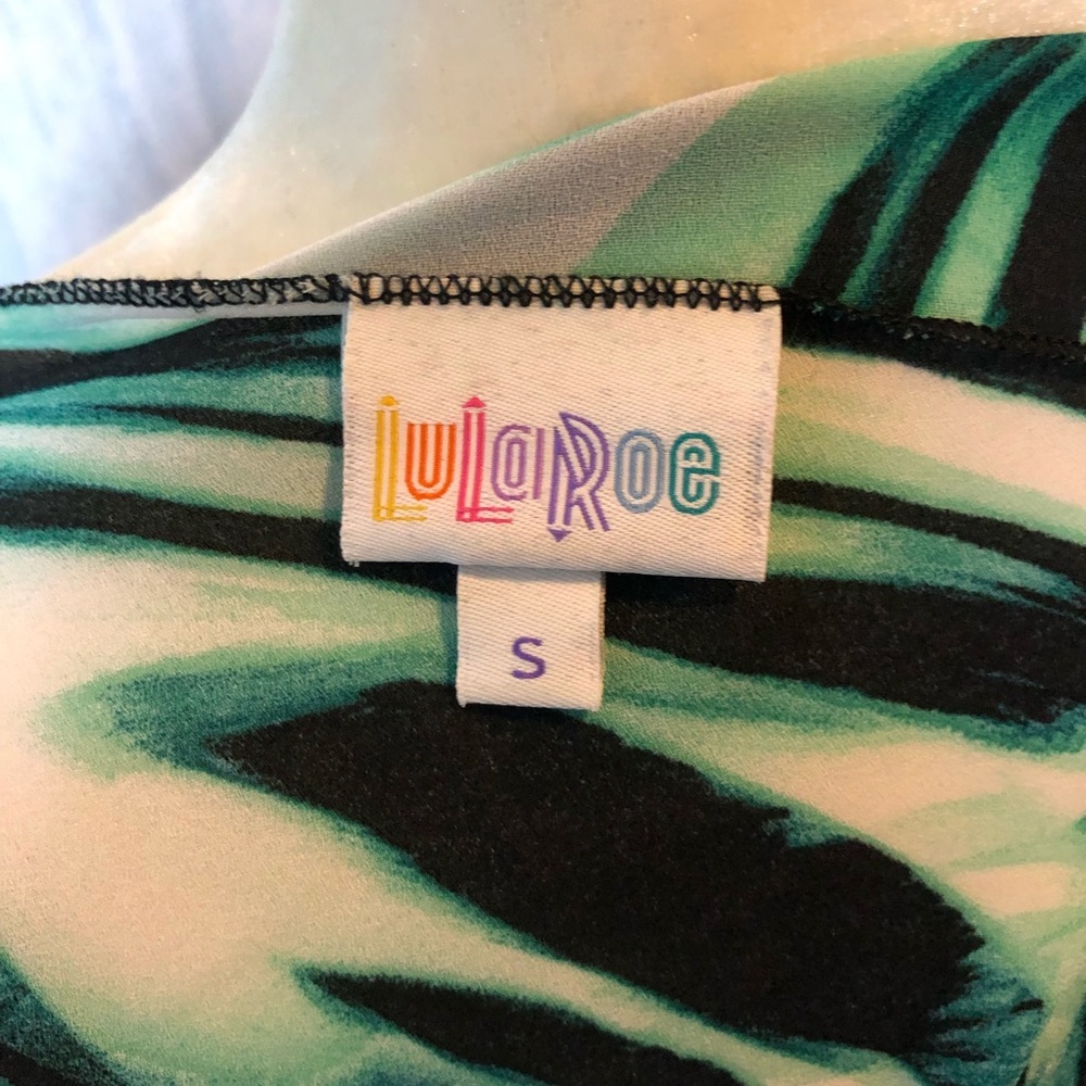 LULAROE Monroe Green Fringe Chiffon Sheer Cardigan - Picture 5 of 6